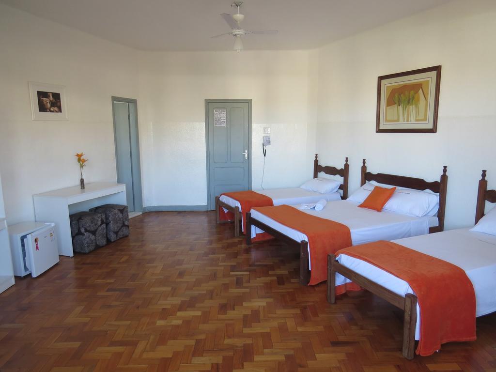 Hotel Centenario Жуис-ди-Фора Номер фото